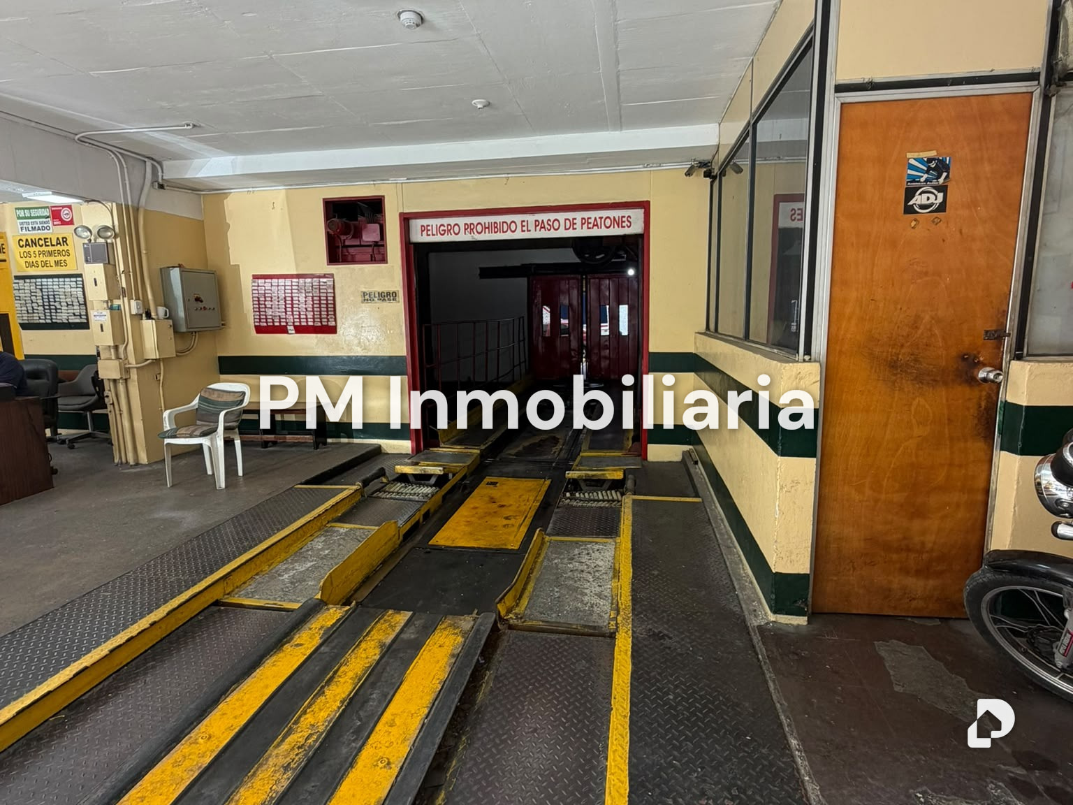 Garaje/Estacionamiento en Chacao, Caracas – 1