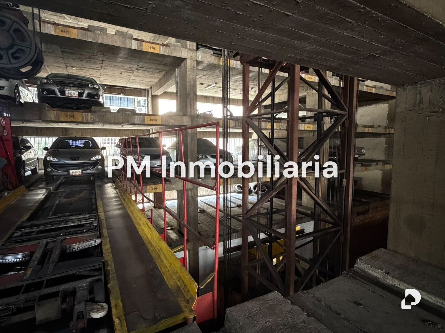 Garaje/Estacionamiento en Chacao, Caracas – 4