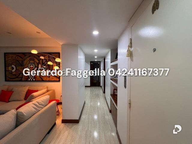 Apartment in Los Dos Caminos, Caracas – 8