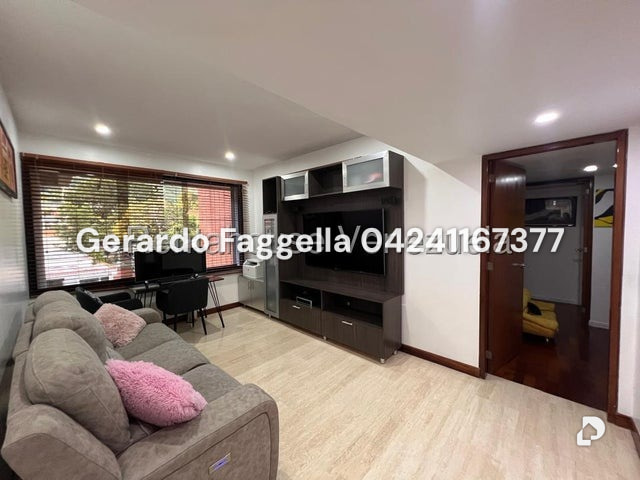 Apartment in Los Dos Caminos, Caracas – 10