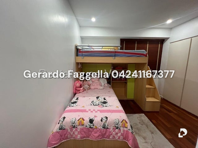 Apartment in Los Dos Caminos, Caracas – 16