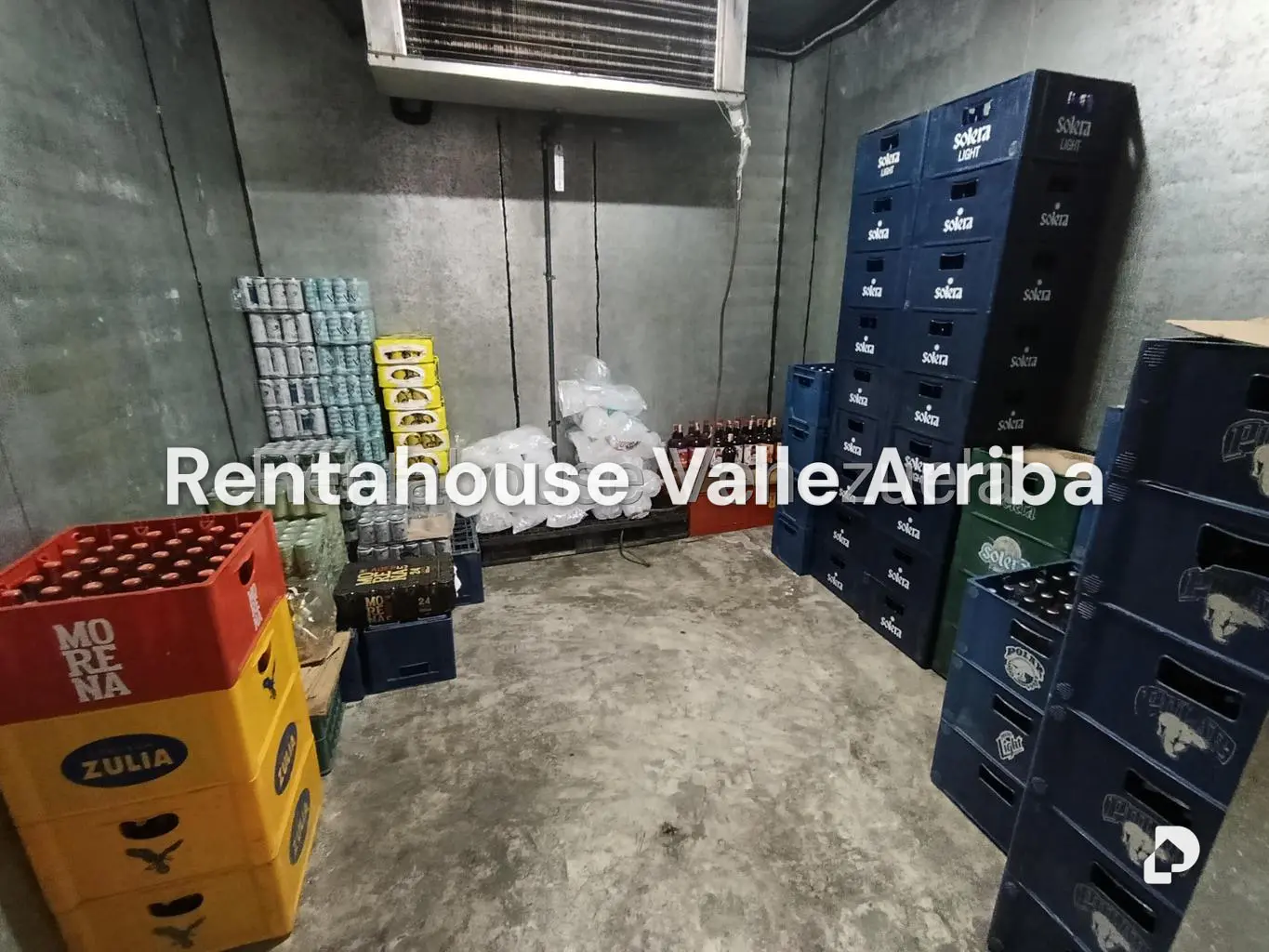 Local comercial en Los Chaguaramos, Caracas – 14