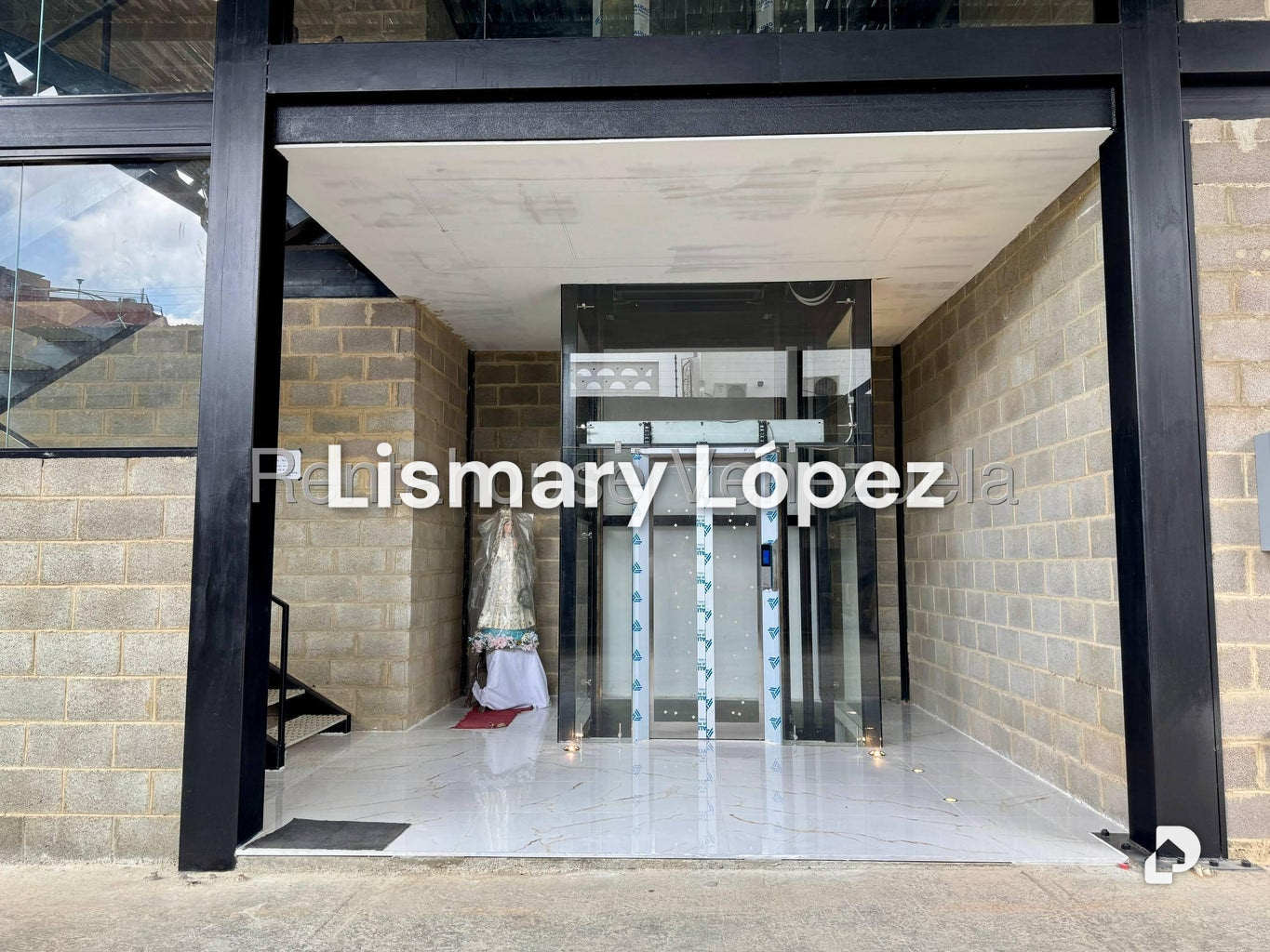 Local comercial en La Florida, Caracas – 4