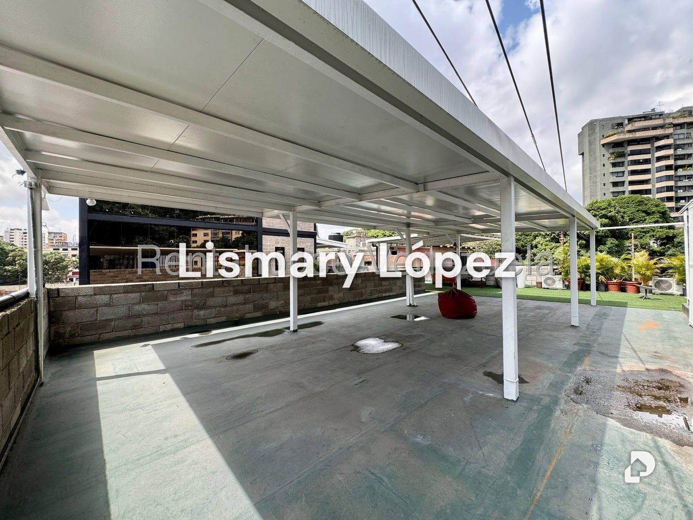 Local comercial en La Florida, Caracas – 13
