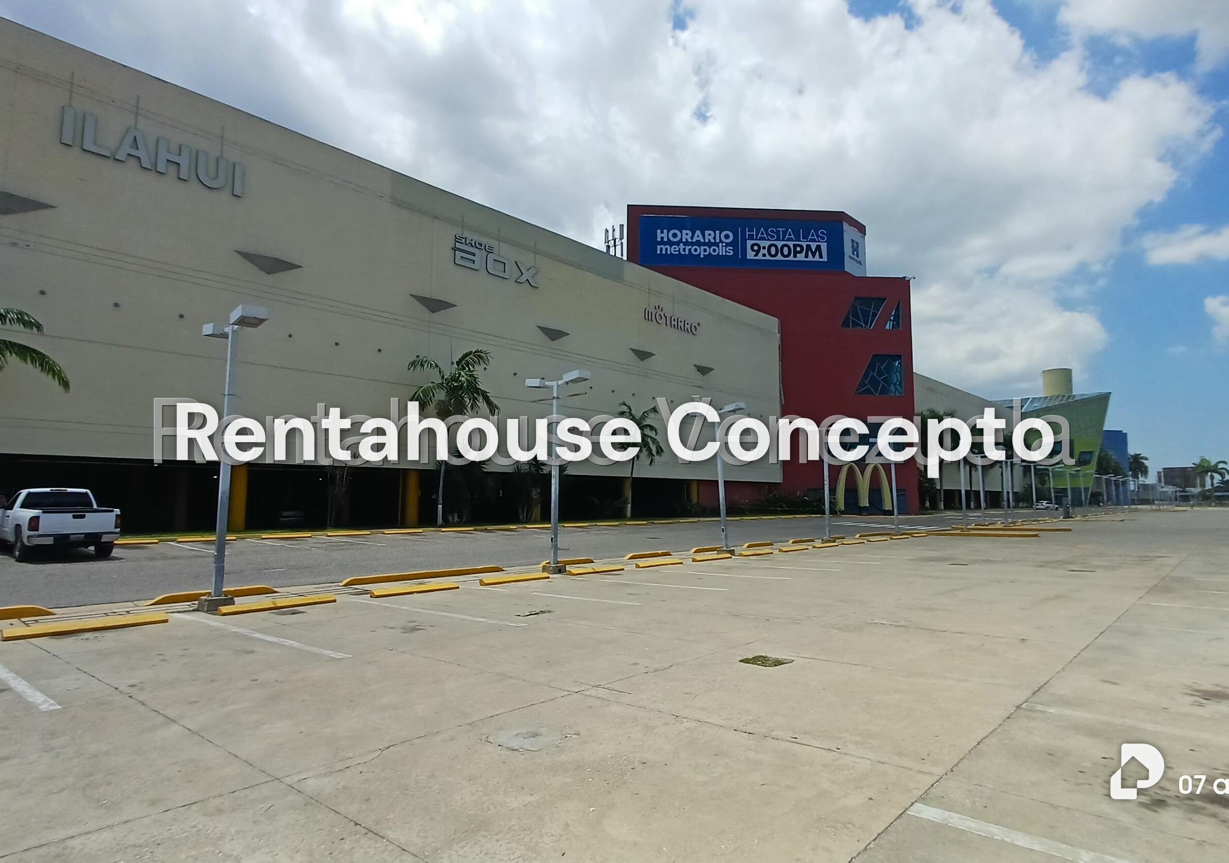 Local comercial en Castillete, San Diego – 1