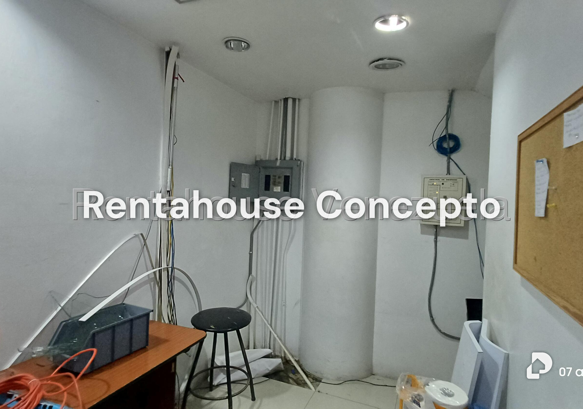 Local comercial en Castillete, San Diego – 15