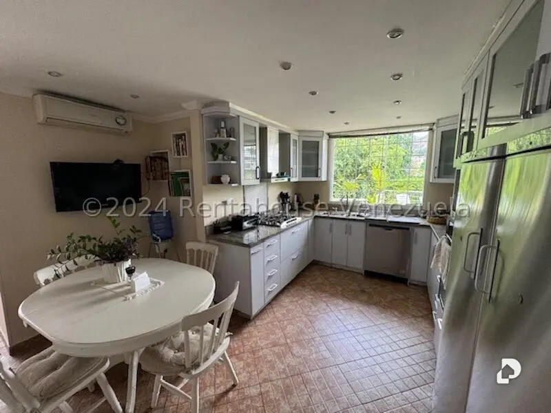 House in Prados del Este, Caracas – 18
