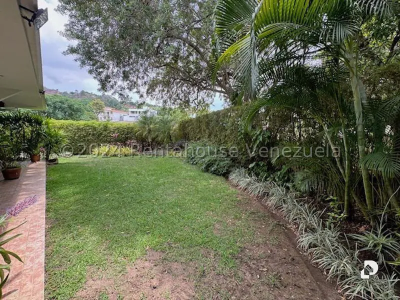 House in Prados del Este, Caracas – 30