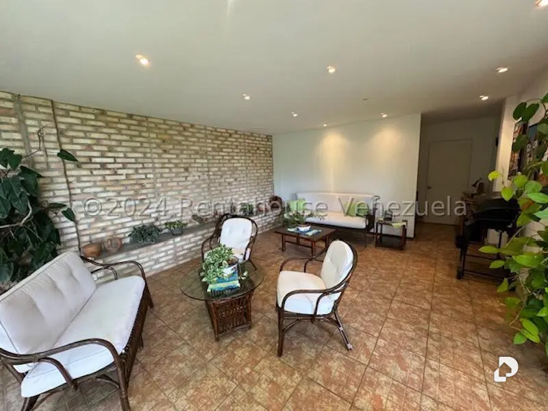 House in Prados del Este, Caracas – 27