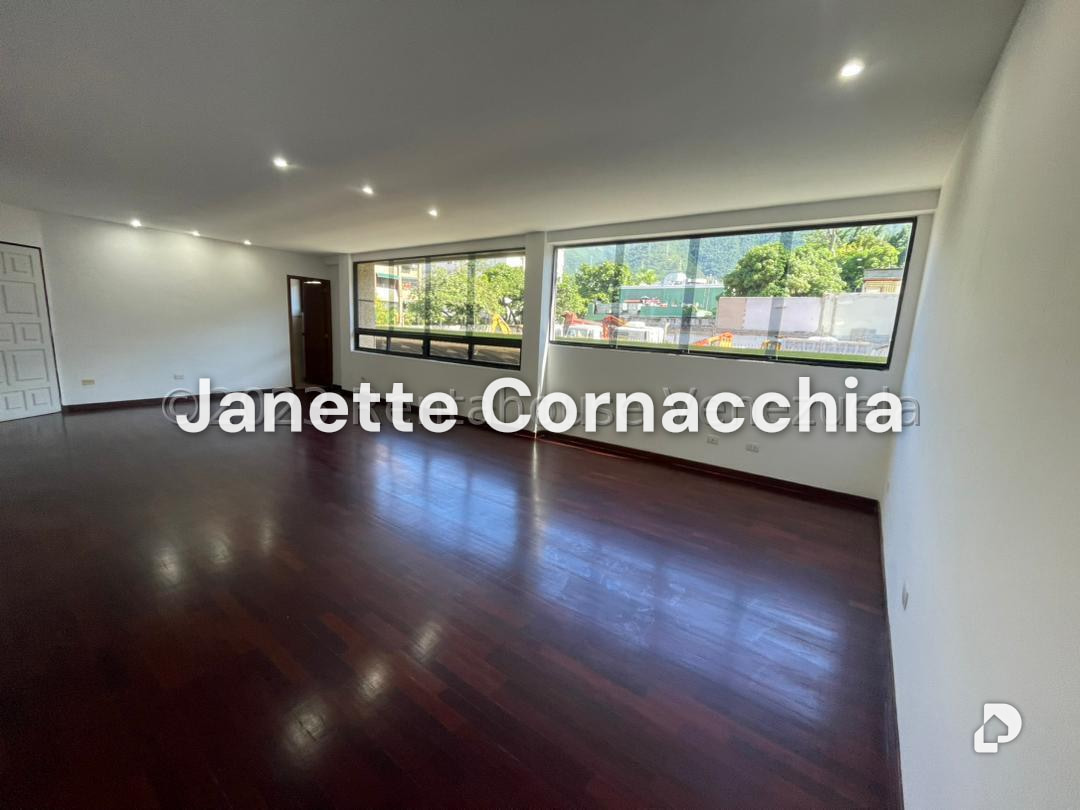 Apartamento en Altamira, Caracas – 3
