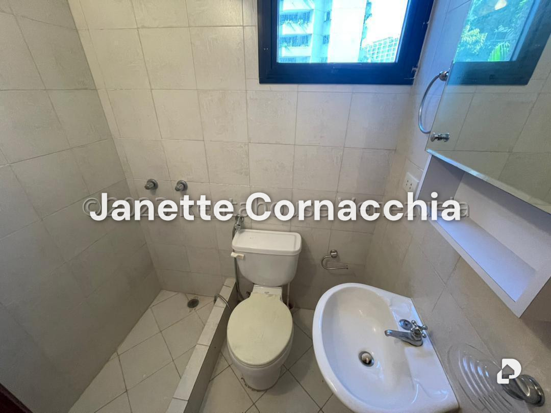 Apartamento en Altamira, Caracas – 24