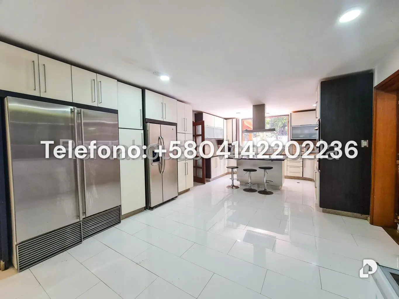 Casa en Cumbres de Curumo, Caracas – 22