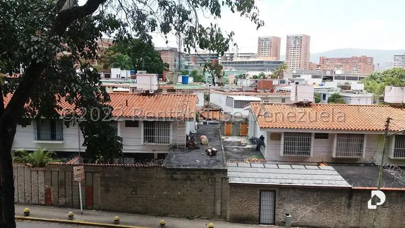 Apartamento en Los Chorros, Caracas – 18