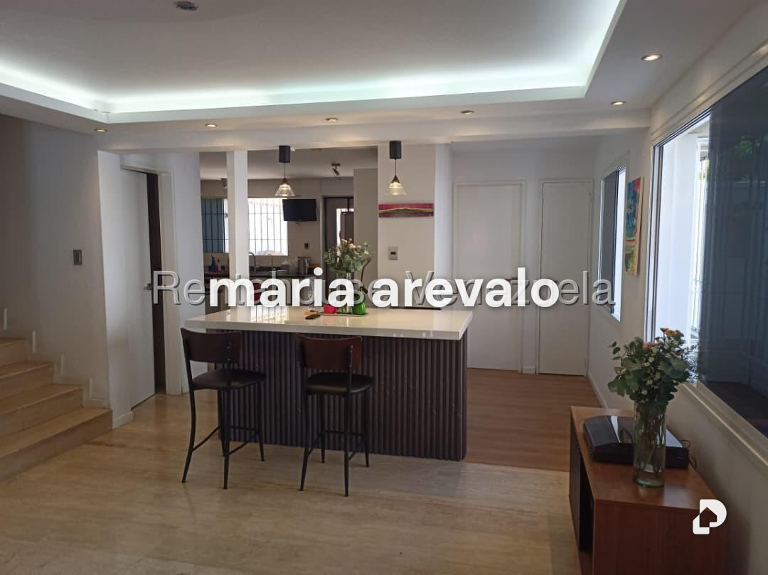 Casa en Alto Prado, Caracas – 16