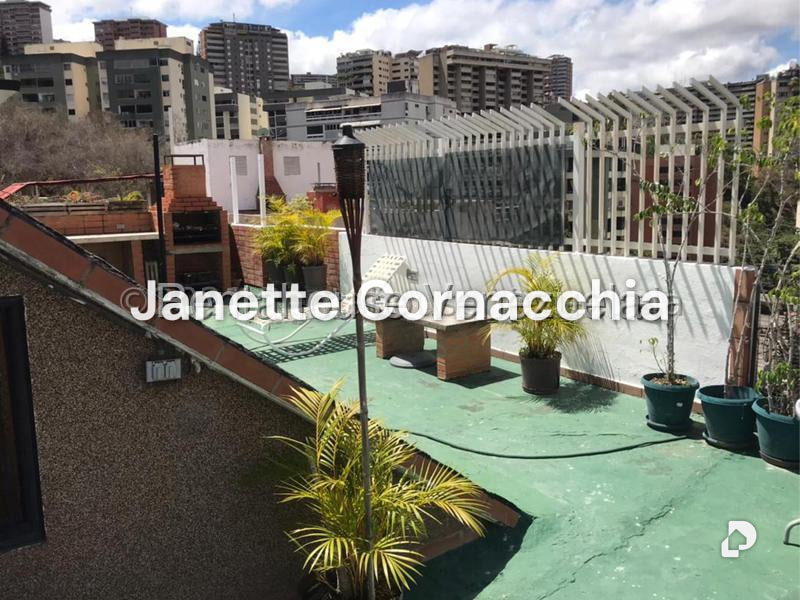 Apartamento en Santa Rosa de Lima, Caracas – 16