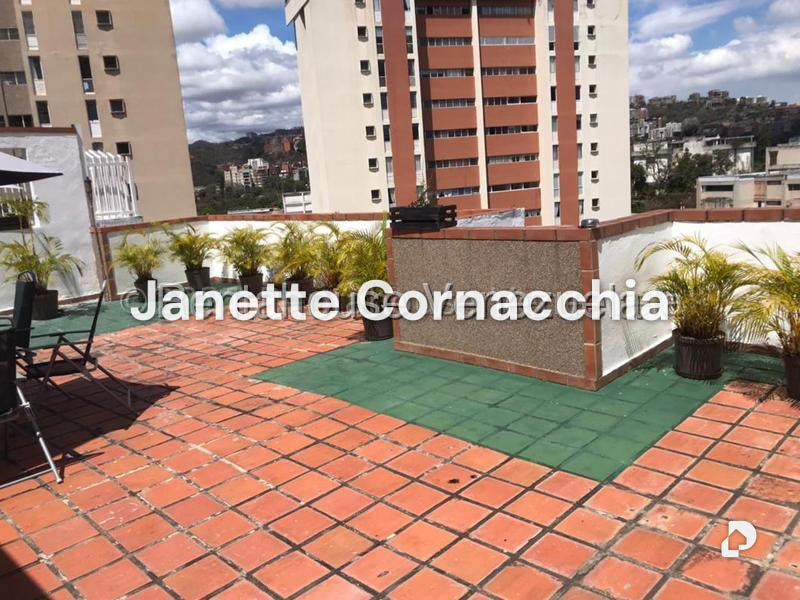 Apartamento en Santa Rosa de Lima, Caracas – 14