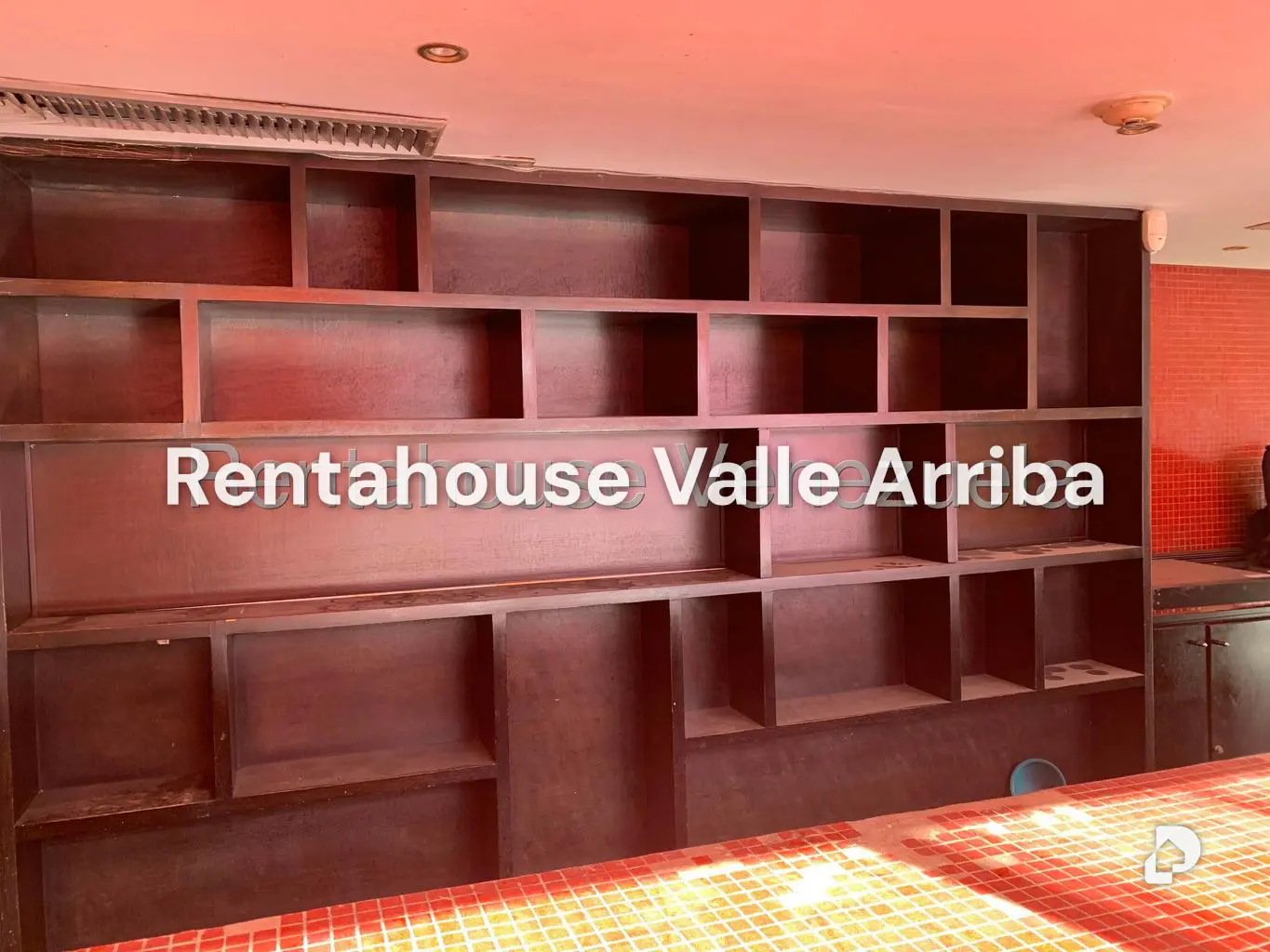 Local comercial en La Castellana, Caracas – 17