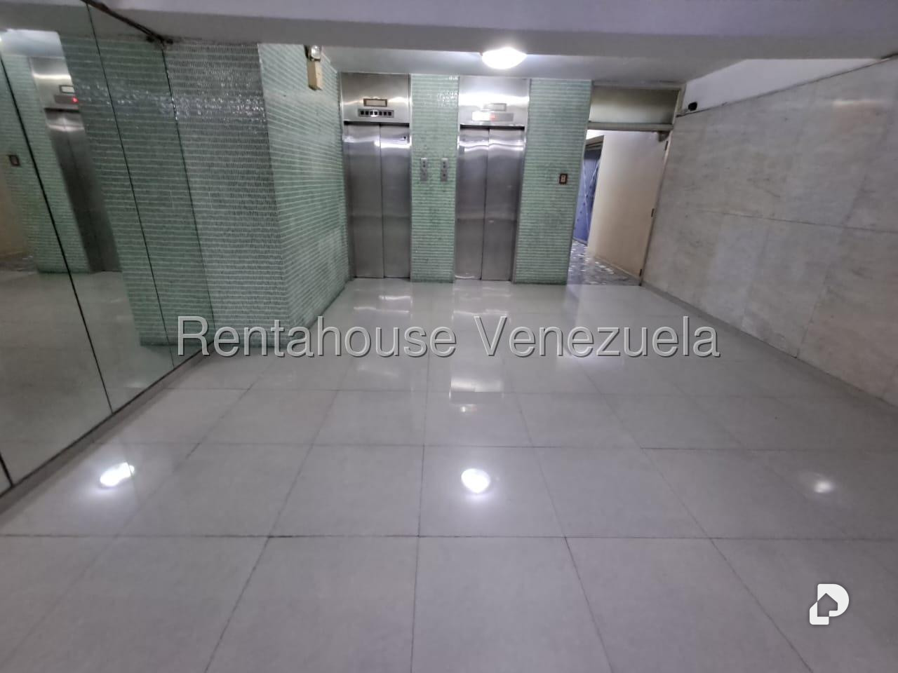 Apartamento en El Marqués, Caracas – 23