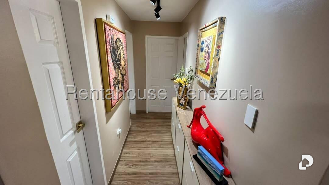 Apartamento en Los Naranjos Humboldt, Caracas – 12