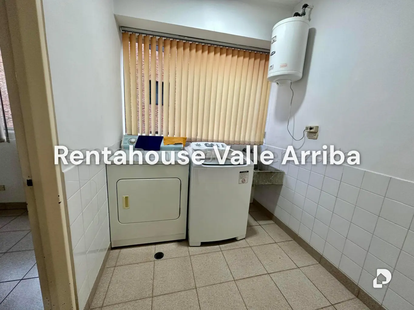 Apartamento en Las Mercedes, Caracas – 19