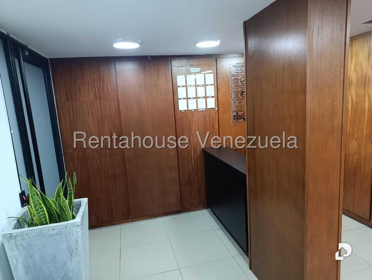 Oficina en El Bosque, Caracas – 5