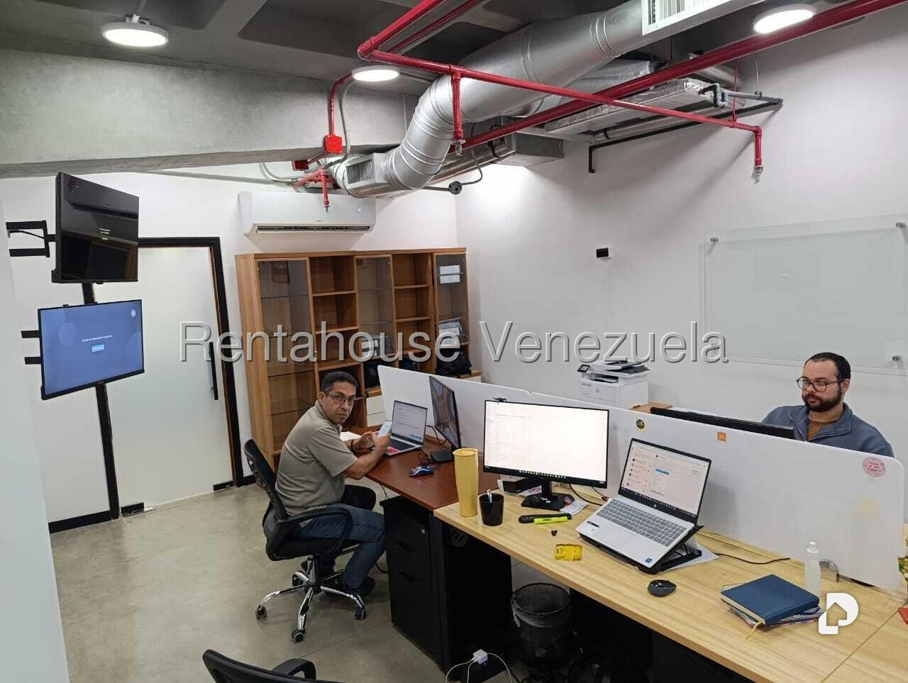Oficina en El Bosque, Caracas – 15