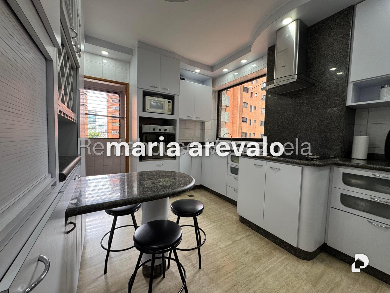 Apartamento en El Rosal, Caracas – 14