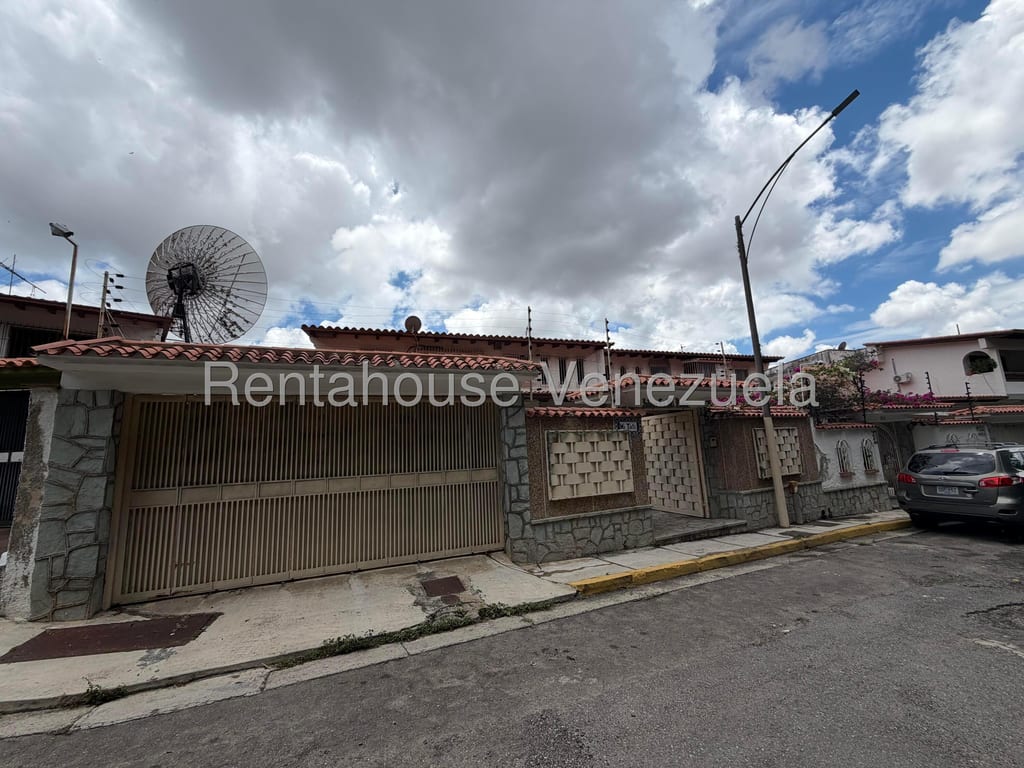 Casa en Colinas de Santa Mónica, Caracas - 1