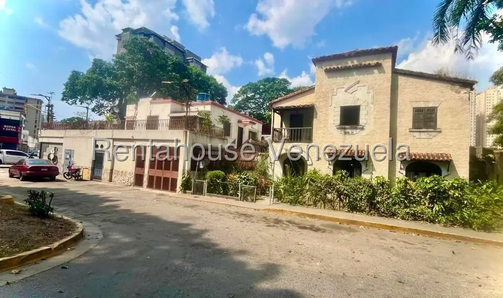 Casa en El Paraíso, Caracas - 1