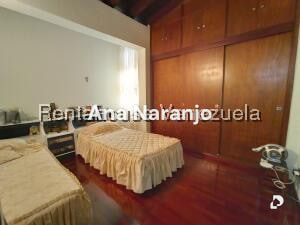 Casa en Alto Prado, Caracas – 4
