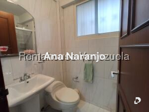 Casa en Alto Prado, Caracas – 28