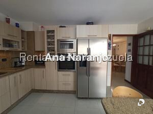 Casa en Alto Prado, Caracas – 16