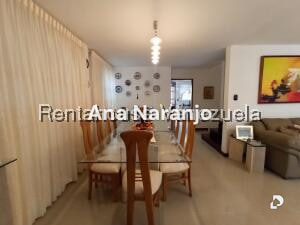 Casa en Alto Prado, Caracas – 21