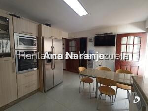 Casa en Alto Prado, Caracas – 15