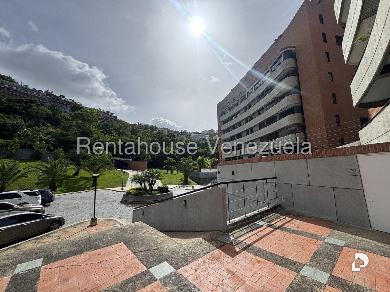 Apartamento en Lomas de La Alameda, Caracas – 3