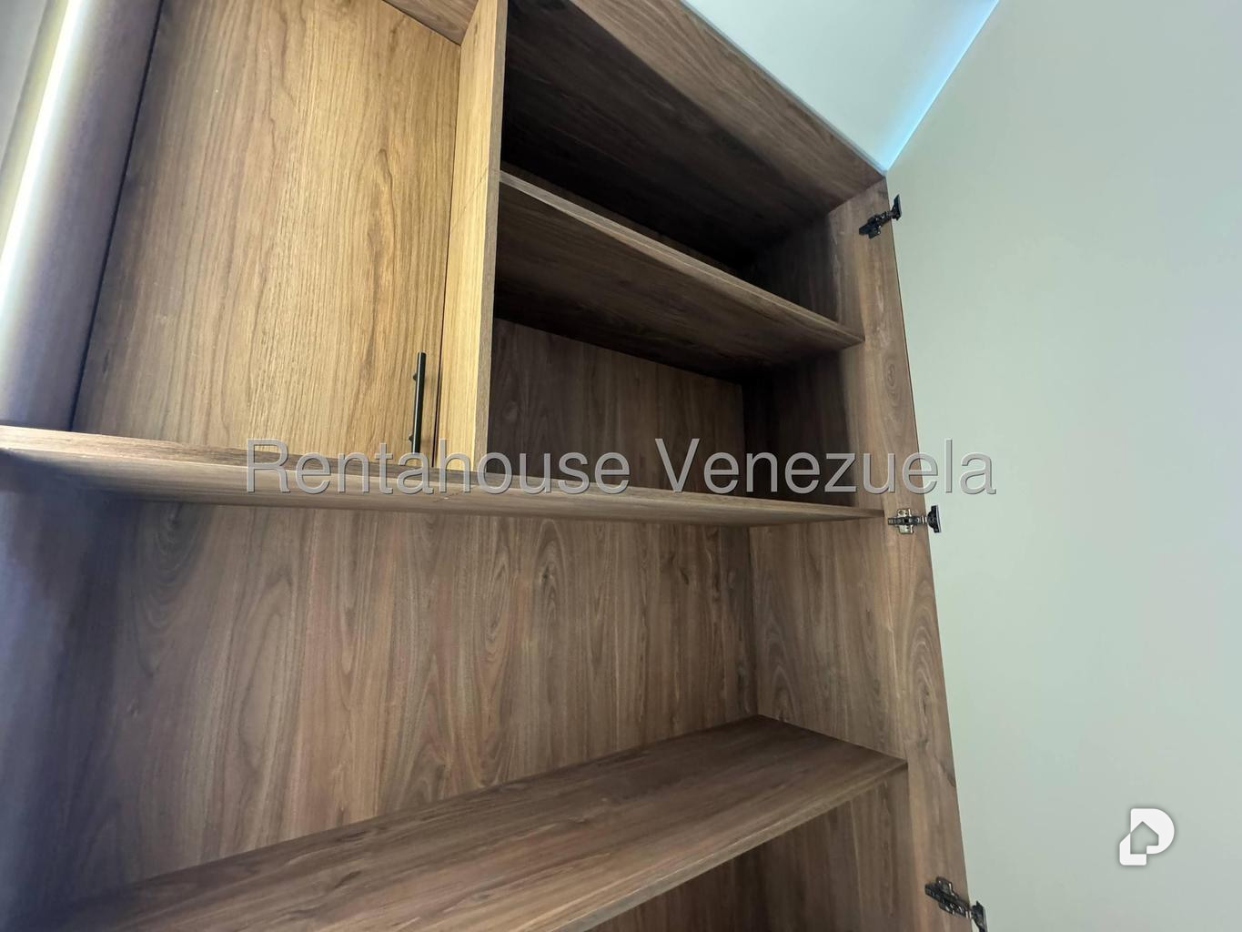 Apartamento en Lomas de La Alameda, Caracas – 27