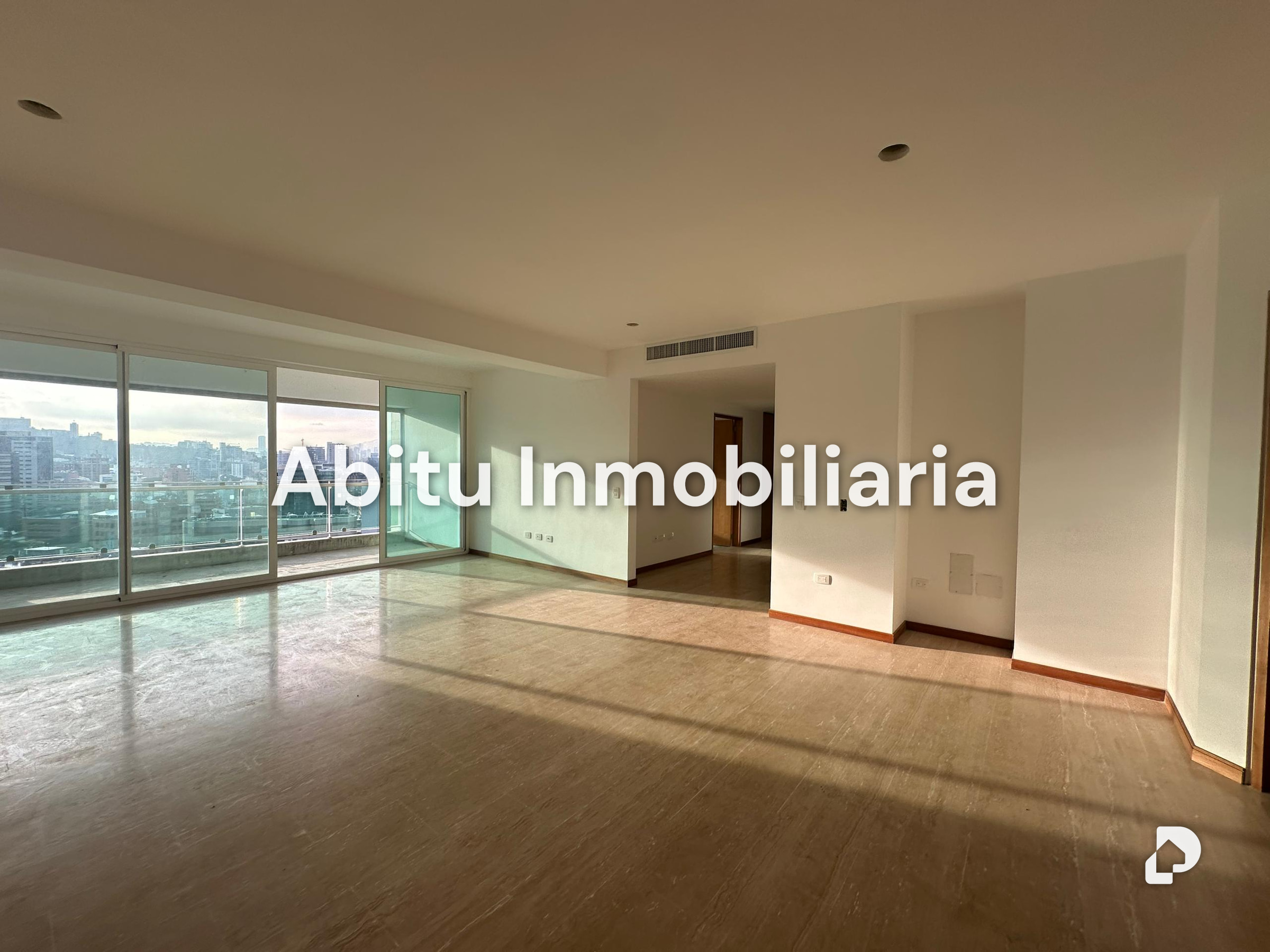 Apartment in Lomas de Las Mercedes, Caracas – 10
