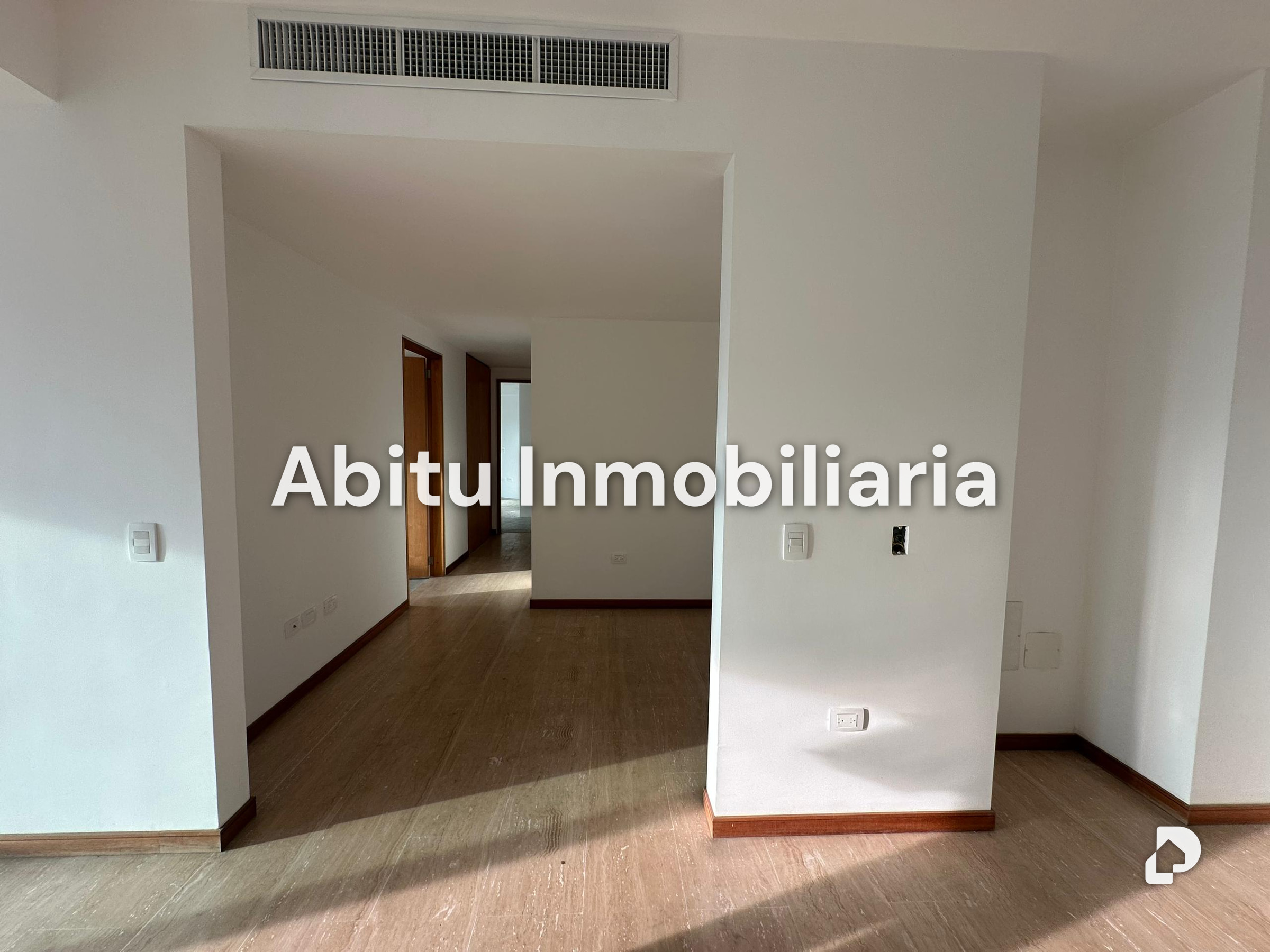 Apartment in Lomas de Las Mercedes, Caracas – 11