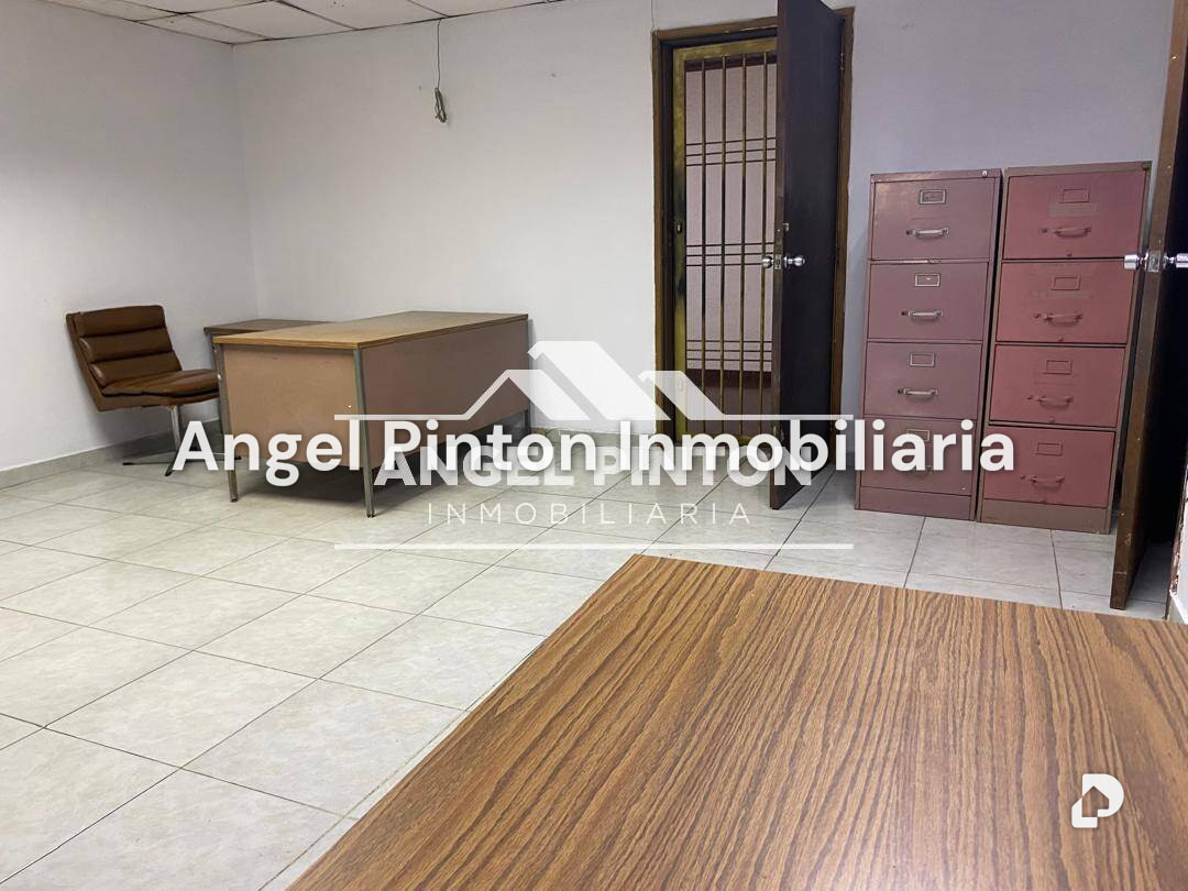 Oficina en Calle 72, Maracaibo – 12