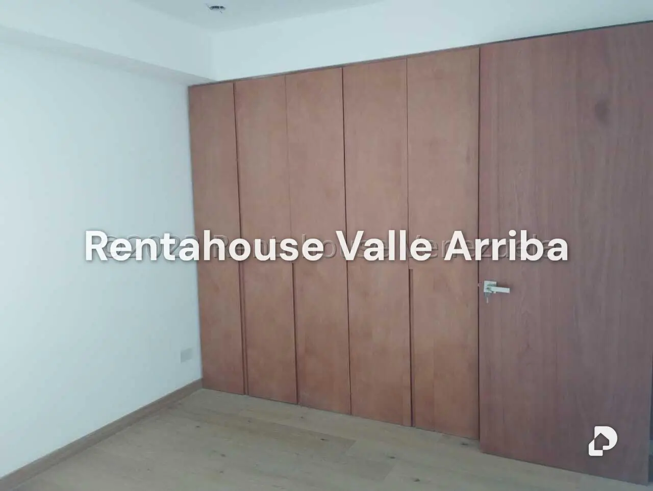 Apartamento en Lomas de Las Mercedes, Caracas – 28