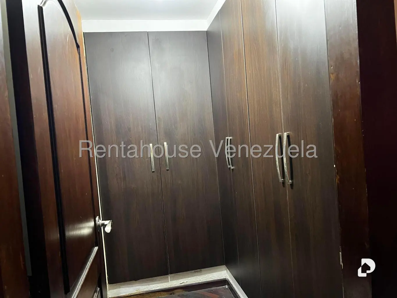 Apartamento en El Paraíso, Caracas – 17