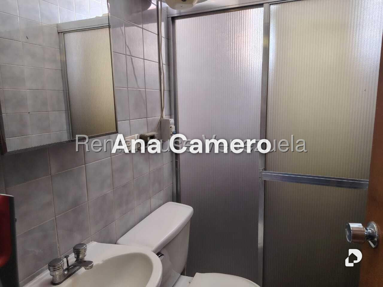 Apartamento en La Florida, Caracas – 22