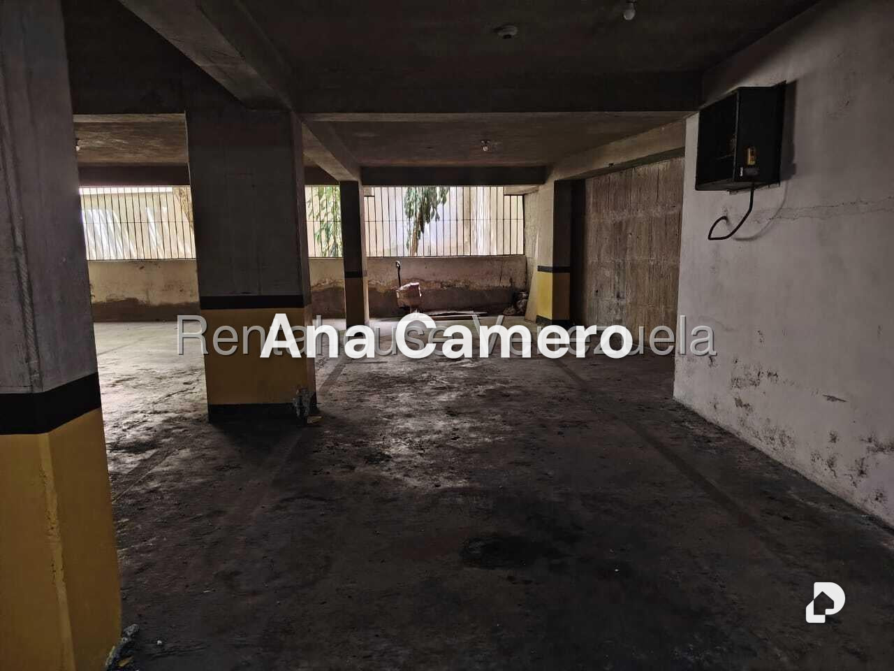 Apartamento en La Florida, Caracas – 24