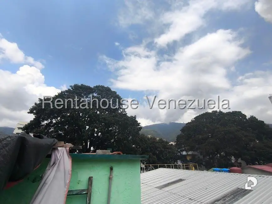 Casa en San Bernardino, Caracas – 19