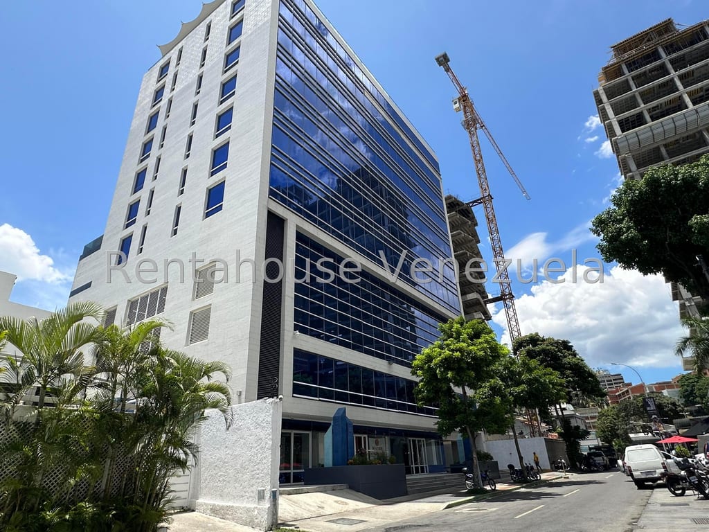 Oficina en Las Mercedes, Caracas - 1