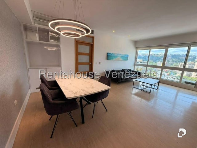 Apartamento en Lomas de Las Mercedes, Caracas – 2