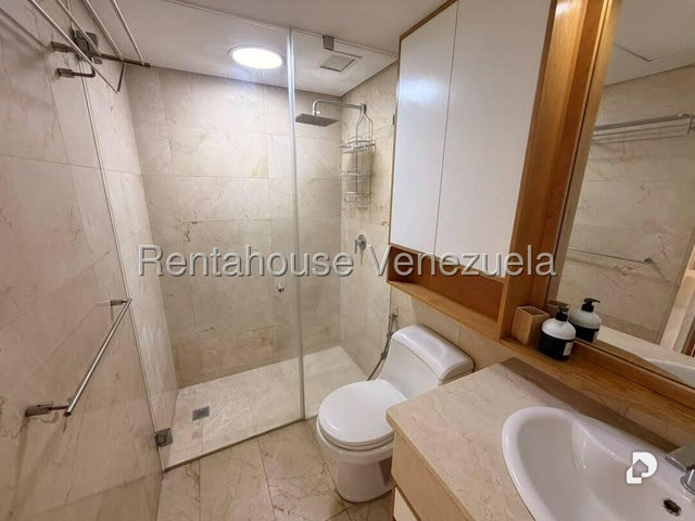 Apartamento en Lomas de Las Mercedes, Caracas – 10