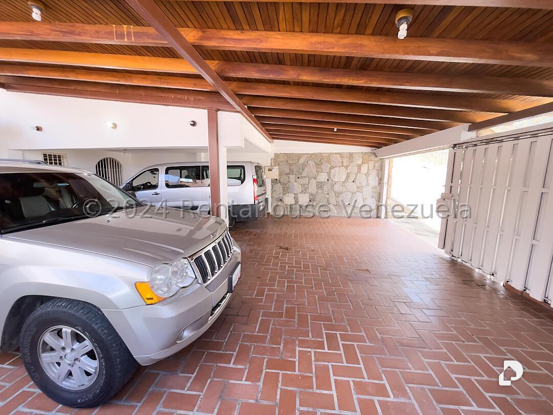 Casa en Alto Prado, Caracas – 33