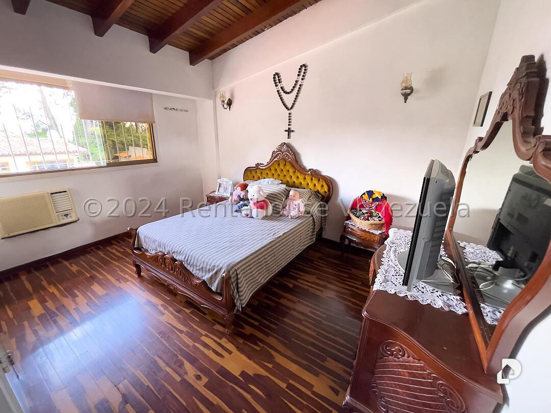 Casa en Alto Prado, Caracas – 26
