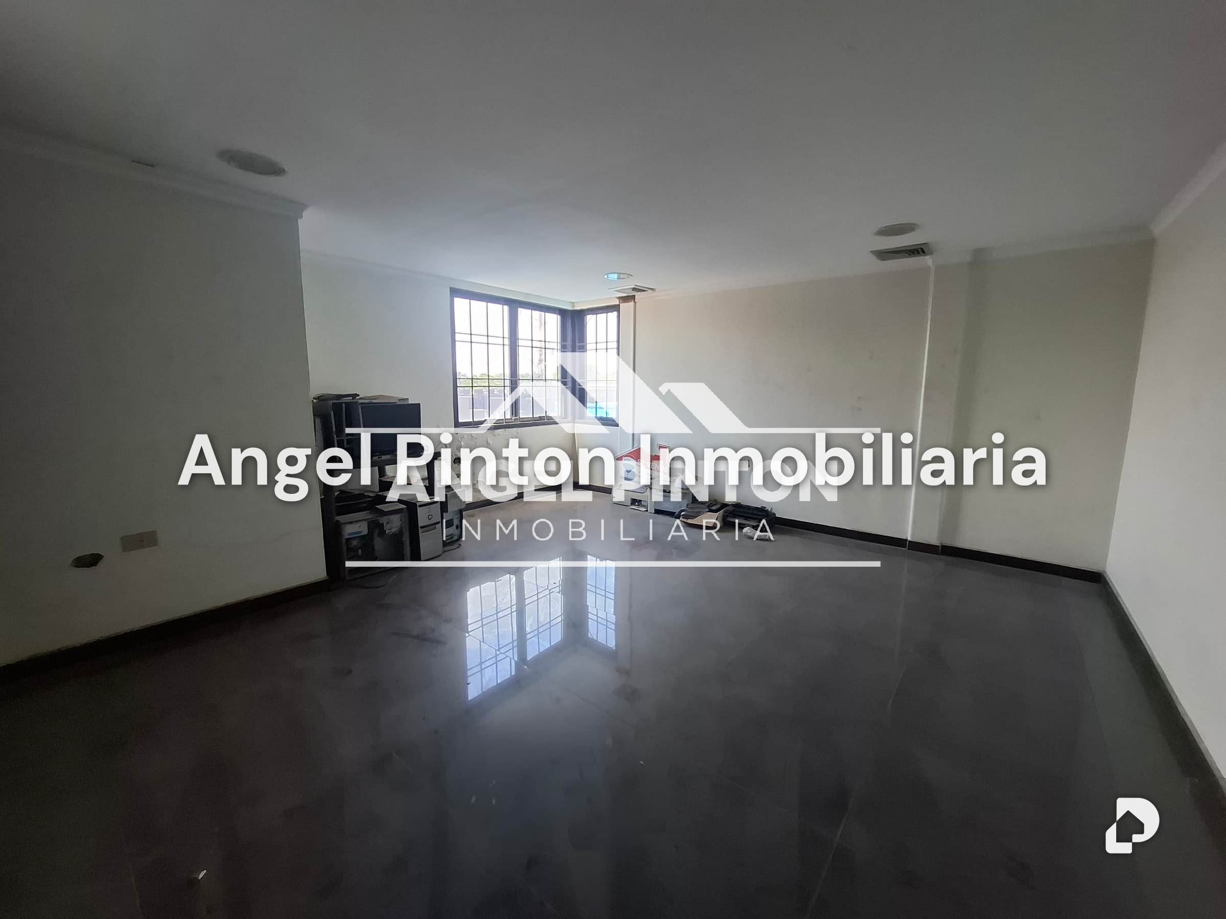 Local comercial en Amparo, Maracaibo – 12
